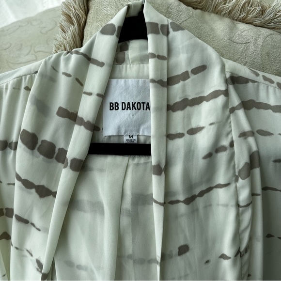 Deedra Duster Jacket from BB Dakota New condition - Picture 7 of 9